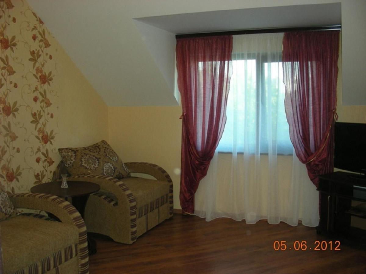 Гостиный Двор Odessa Exterior foto